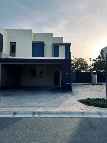 🏡 Exclusive 4BR Maple 1 Villa by Emaar | Close to Mosque & Tennis Court