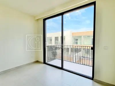 Ready to Move | 1 Cheque | Vacant Now