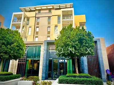 Chic | Prime Location | Bright Interior