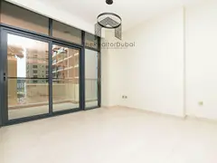 Multiple options | 3 cheques | Pool view
