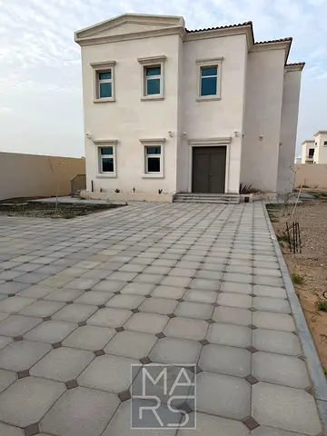 Bright & independent 3-Bedroom villa for rent only 130k