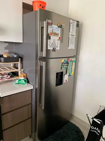 Refrigerator