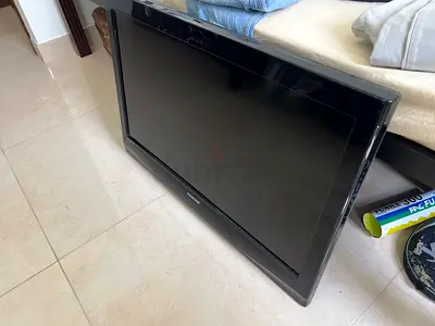 NIKAI 31 inch TV