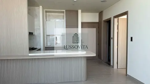 Private Jacuzzi | Prime Location | High Floor