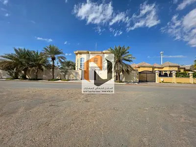 للبيع فيلا في منطقة القرائن 4 – الشارقة