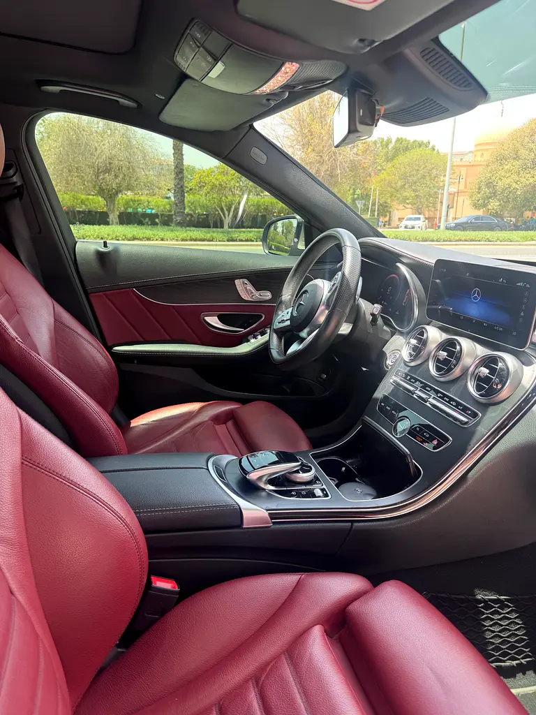 Mercedes-Benz C-Class 2020 — photo 1 of 7