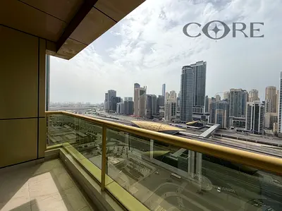 إطلالة على أفق المدينة | شقة بغرفة نوم واحدة | شرفة | برج ليك سيتي JLT