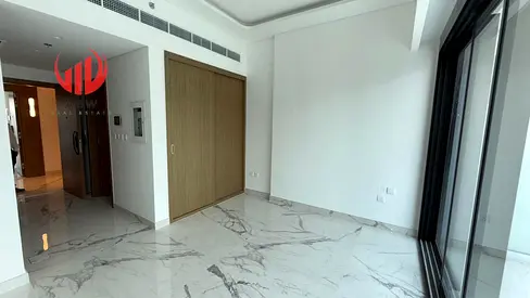 Spacious Studio | Bright Layout | Vacant Now