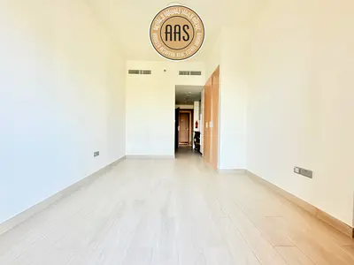 Boulevard view •• chiller free •• best location •• hot offer •• luxurious & lavish studio