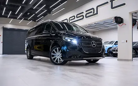 Mercedes-Benz V-Class 300 2024