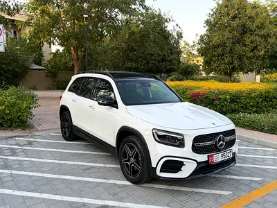 Brand new - 5 years Warranty - Full options - Unwanted gif- 7 seaters