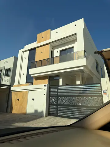 Modern Villa for Sale in Al Yasmeen | 5 Master Bedrooms | Fully Ready | With/Without Furniture