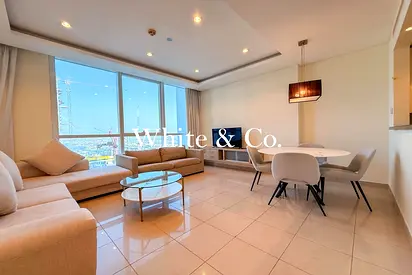 Vacant | Fully Furnished | Balcony | 1 Bed