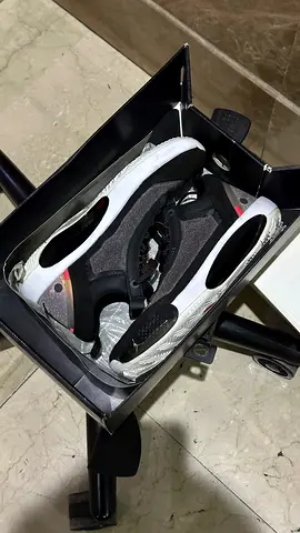 Air jordan 34 black/metallic