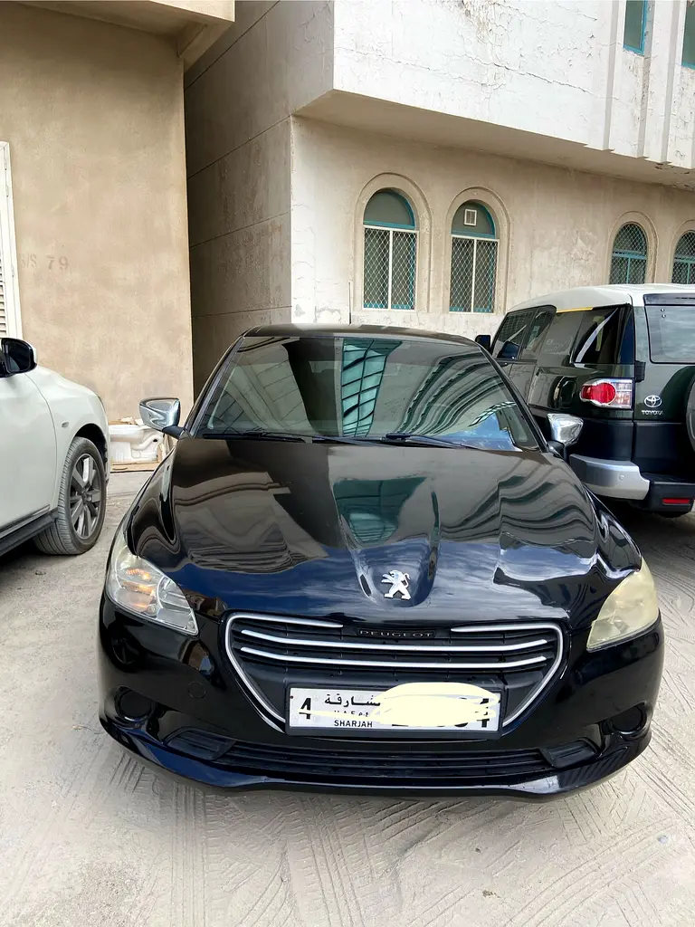 Peugeot 301 2015 — photo 1 of 9