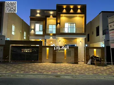 Prime Location! 2-Storey Villa on the Park Roundabout