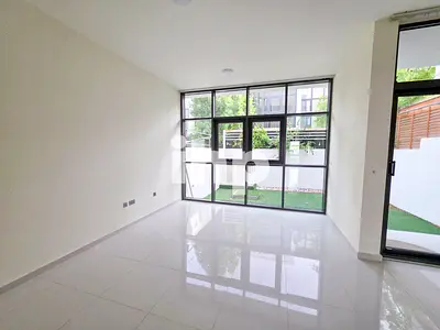 Exclusive | B2B | Stunning 3BR+Maid|Closed Kitchen