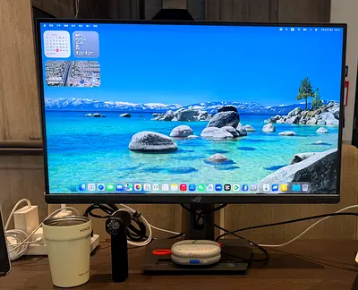 ROG monitor XG27UCS