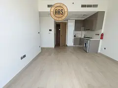 Spacious and luxurious 1bhk with fully fitted kitchen only 70k ready to move