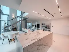 Fully Upgraded | Vacant on Transfer | Corner Unit