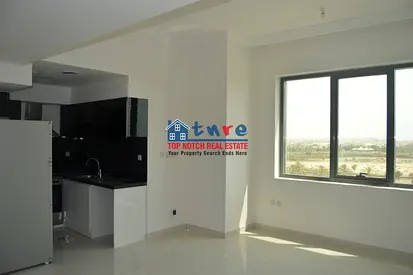 Modern 1 BR with Balcony | Vacant | Ready to Move | Prime Location