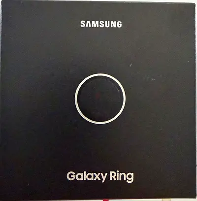 Samsung Galaxy Ring (boxed) - wearable health tracker