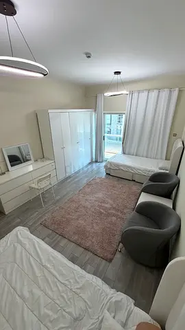 Bedspace in clean apartment