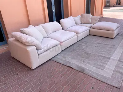 Marina home Luscious original Large Modular White Fabric Sofa with Chaise (5-piece) - Good Condition