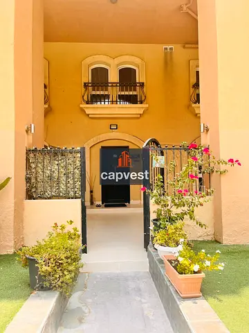 Spacious 3 BR Duplex/Closed Kitchen/ Private Garden/Ready to move
