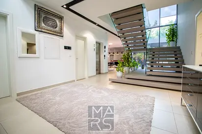 Brand-new 5bhk Signature l ready to move l furniture