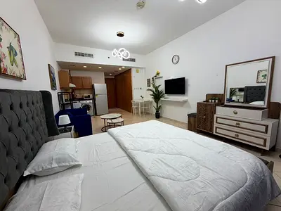 Fully Furinshed || THE CRESCENT TOWER B || Affordable Living || Monthly
