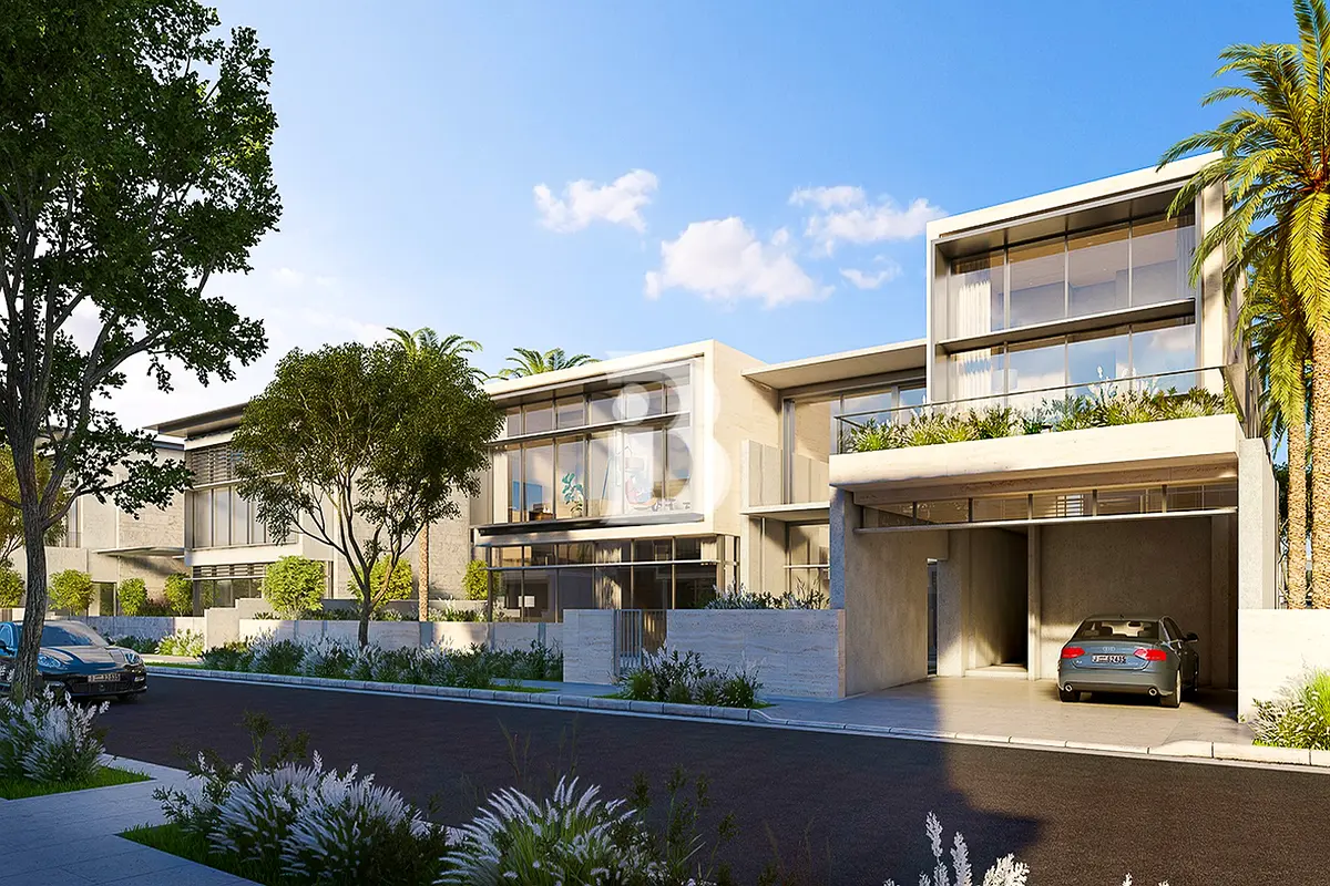 Ultra-Luxury Villa Facing the Greens