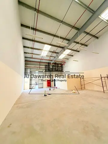 Warehouse for rent with office, 2415 sq ft, 25 kW electricity, suitable for any business.