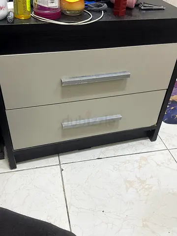 Dressing table