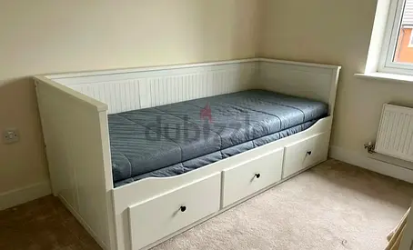 IKEA Hamnes Day bed with 3 storage drawers underneath and with 2 IKEA mattresses