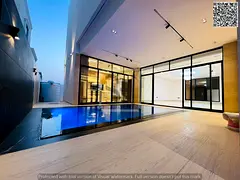 Villa for sale opposite a garden, including registration fees, electricity, water and air conditioni
