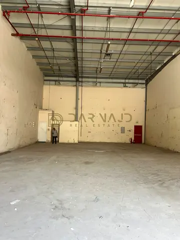 Warehouse for rent industrial area 12