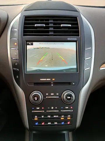 صورة 16 لـ 2015 Lincoln MKC