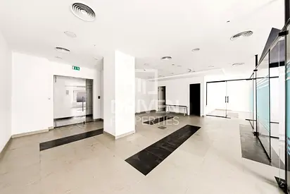 Vacant Now | Amazing Office | Close to Metro