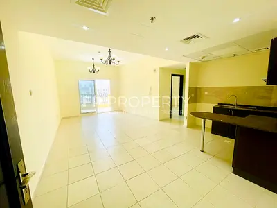 UNFURNISHED 1BHK / CHILLER FREE/ NEXT TO MALL