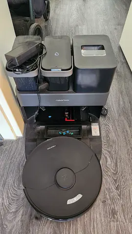 Robot Vacuum Cleaner with Auto-Empty Dock - Good Working Condition