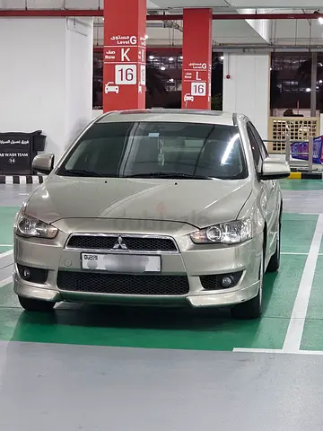Mitsubishi Lancer  GLS Full Option 2.0L GCC