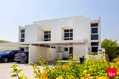 Single Row | Spacious |Private Garden | Great Deal