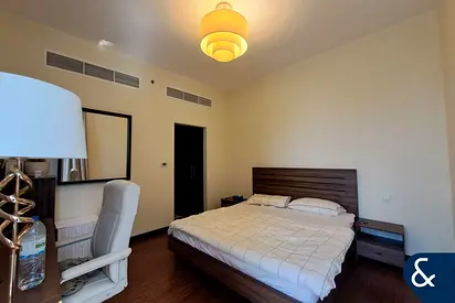 1 Bedroom | Balcony | Rented | 6.9% NET ROI