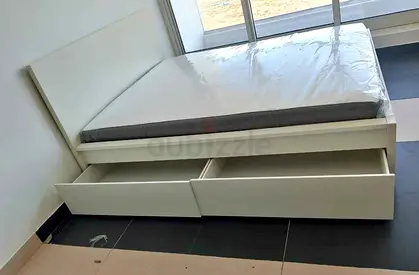 IKEA malam double‑size bed (140 × 200 cm) with 2 storage drawers underneath and an IKEA mattress ✨