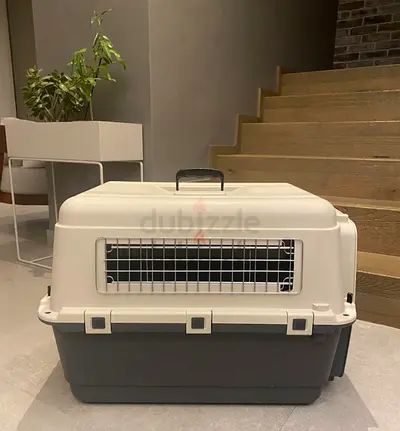 Cats and dogs carriers for air travel 68 Length brand new