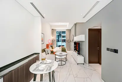 Studio Apartment l All Bills Included l Parking, Gym Pool Access