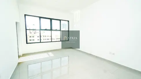 Spacious 1 BR | Bright Unit | Prime Location