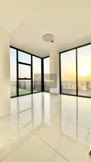 Brand new 3bhk / with gym and pool / kindly contact now