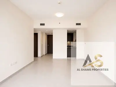Huge Size 2 BHK with Balcony || Killer Price || Family Building || Laundry Room